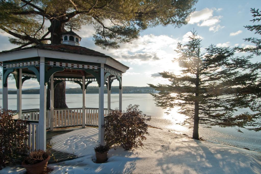 Lake House At Ferry Point Sanbornton Exterior photo