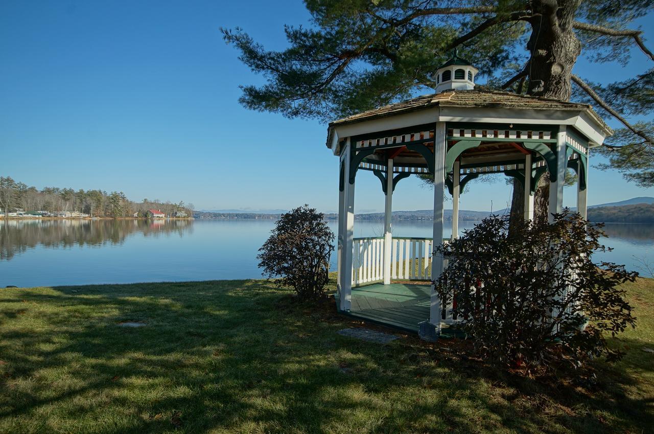 Lake House At Ferry Point Sanbornton Exterior photo
